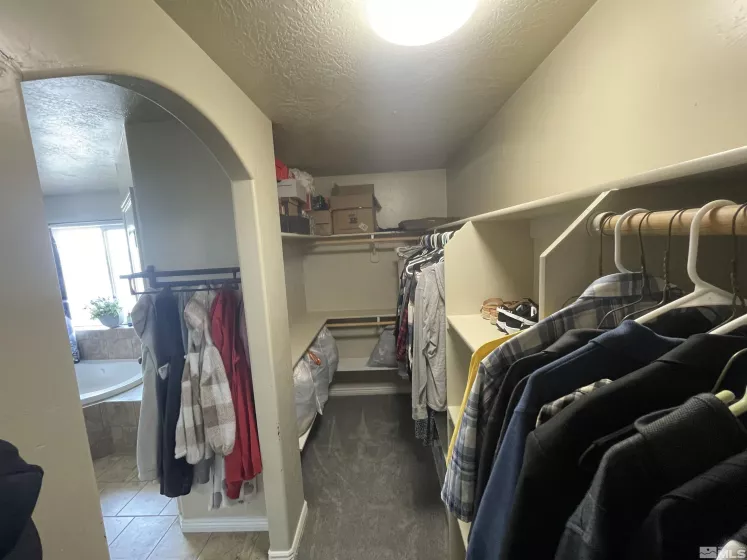 332 Lawndale, Spring Creek, Nevada 89815, 5 Bedrooms Bedrooms, ,3 BathroomsBathrooms,Residential,Residential,Lawndale,240007159