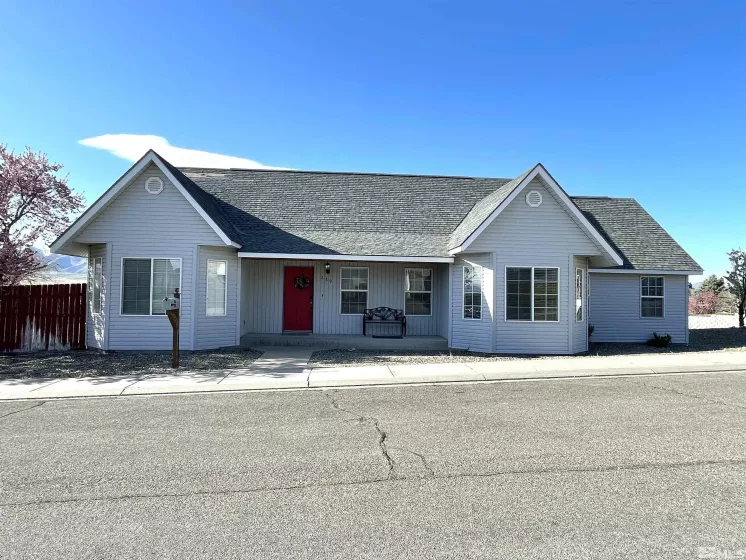 689 Castle, Winnemucca, Nevada 89445, 3 Bedrooms Bedrooms, ,2 BathroomsBathrooms,Residential,Residential,Castle,250005105