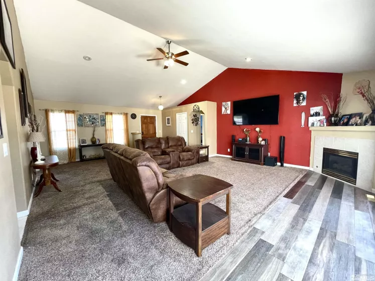689 Castle, Winnemucca, Nevada 89445, 3 Bedrooms Bedrooms, ,2 BathroomsBathrooms,Residential,Residential,Castle,250005105