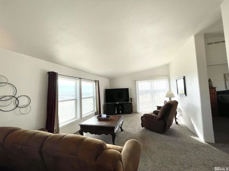 5590 Fremont, Winnemucca, Nevada 89445, 3 Bedrooms Bedrooms, ,2 BathroomsBathrooms,Residential,Residential,Fremont,250005295