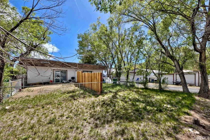 3129 Carson, Carson City, Nevada 89701, ,Commercial Sale,Residential,Carson,240006458