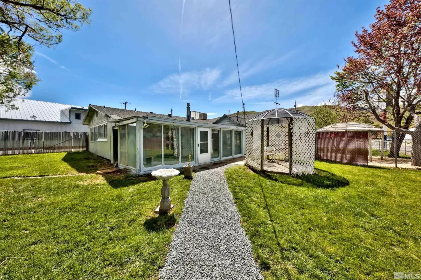 3129 Carson, Carson City, Nevada 89701, ,Commercial Sale,Residential,Carson,240006458