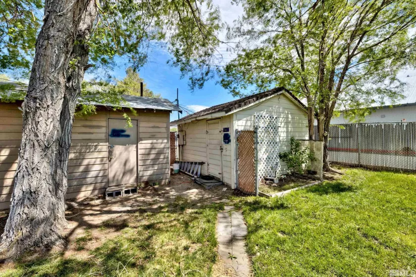 3129 Carson, Carson City, Nevada 89701, ,Commercial Sale,Residential,Carson,240006458
