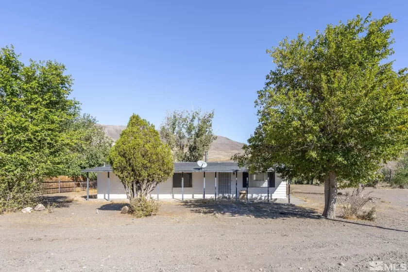1661 Canal, Sparks, Nevada 89434, 3 Bedrooms Bedrooms, ,2 BathroomsBathrooms,Residential,Residential,Canal,240014063