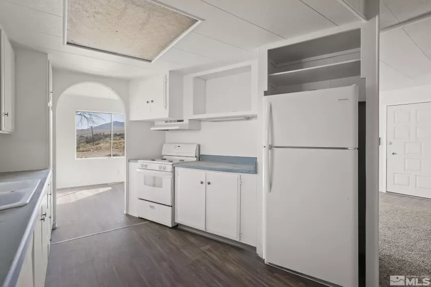1661 Canal, Sparks, Nevada 89434, 3 Bedrooms Bedrooms, ,2 BathroomsBathrooms,Residential,Residential,Canal,240014063