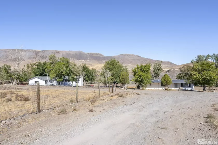 1661 Canal, Sparks, Nevada 89434, 3 Bedrooms Bedrooms, ,2 BathroomsBathrooms,Residential,Residential,Canal,240014063