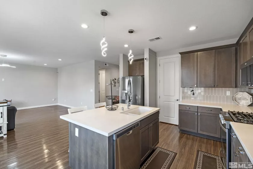 2171 Wyaconda, Sparks, Nevada 89436, 3 Bedrooms Bedrooms, ,3 BathroomsBathrooms,Residential,Residential,Wyaconda,250000778