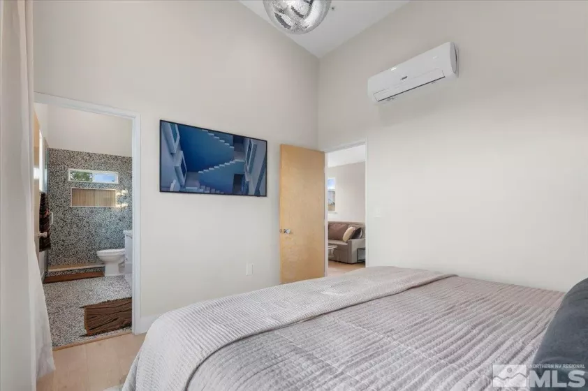 632 Wells, Reno, Nevada 89502, ,Residential Income,Residential,Wells,250005379