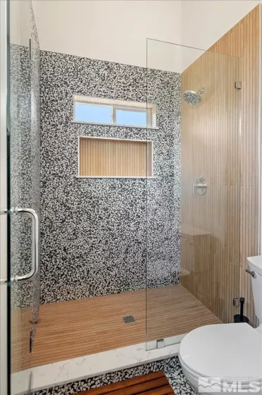 632 Wells, Reno, Nevada 89502, ,Residential Income,Residential,Wells,250005379
