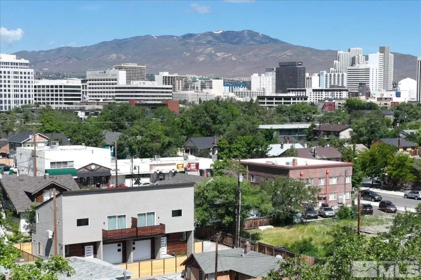 632 Wells, Reno, Nevada 89502, ,Residential Income,Residential,Wells,250005379
