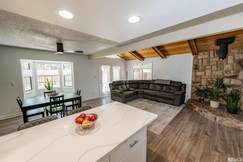 2815 Severn, Reno, Nevada 89503, 4 Bedrooms Bedrooms, ,3 BathroomsBathrooms,Residential,Residential,Severn,250004524