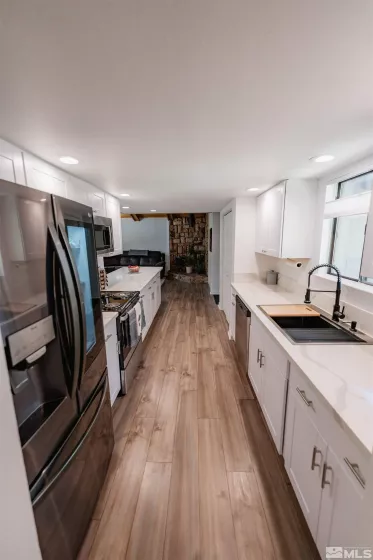 2815 Severn, Reno, Nevada 89503, 4 Bedrooms Bedrooms, ,3 BathroomsBathrooms,Residential,Residential,Severn,250004524