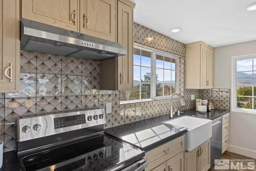 13900 Virginia Foothills, Reno, Nevada 89521, 3 Bedrooms Bedrooms, ,3 BathroomsBathrooms,Residential,Residential,Virginia Foothills,240014304