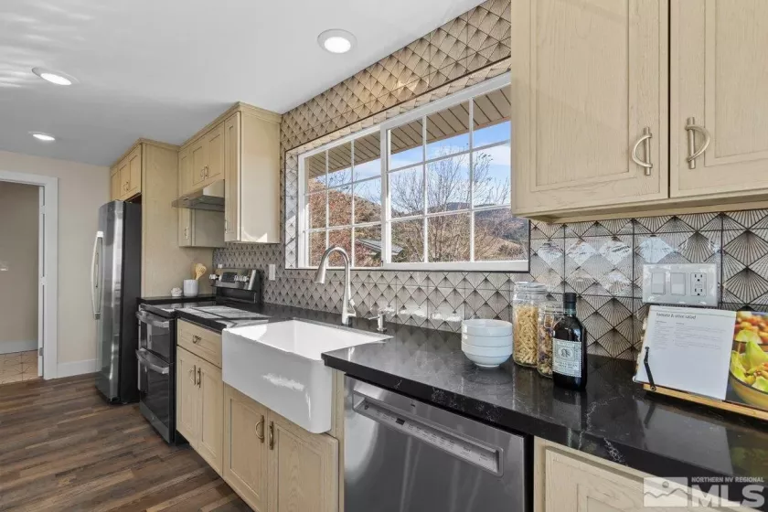 13900 Virginia Foothills, Reno, Nevada 89521, 3 Bedrooms Bedrooms, ,3 BathroomsBathrooms,Residential,Residential,Virginia Foothills,240014304