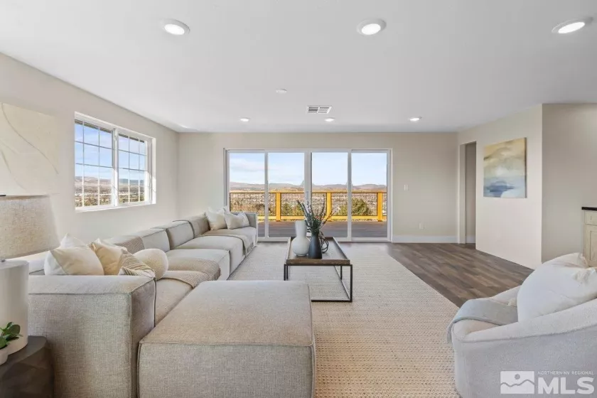 13900 Virginia Foothills, Reno, Nevada 89521, 3 Bedrooms Bedrooms, ,3 BathroomsBathrooms,Residential,Residential,Virginia Foothills,240014304