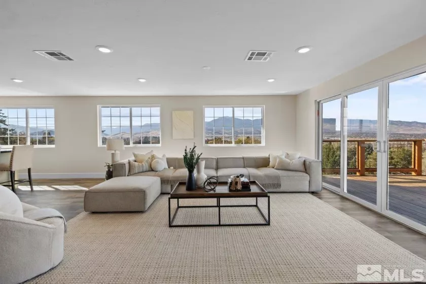 13900 Virginia Foothills, Reno, Nevada 89521, 3 Bedrooms Bedrooms, ,3 BathroomsBathrooms,Residential,Residential,Virginia Foothills,240014304
