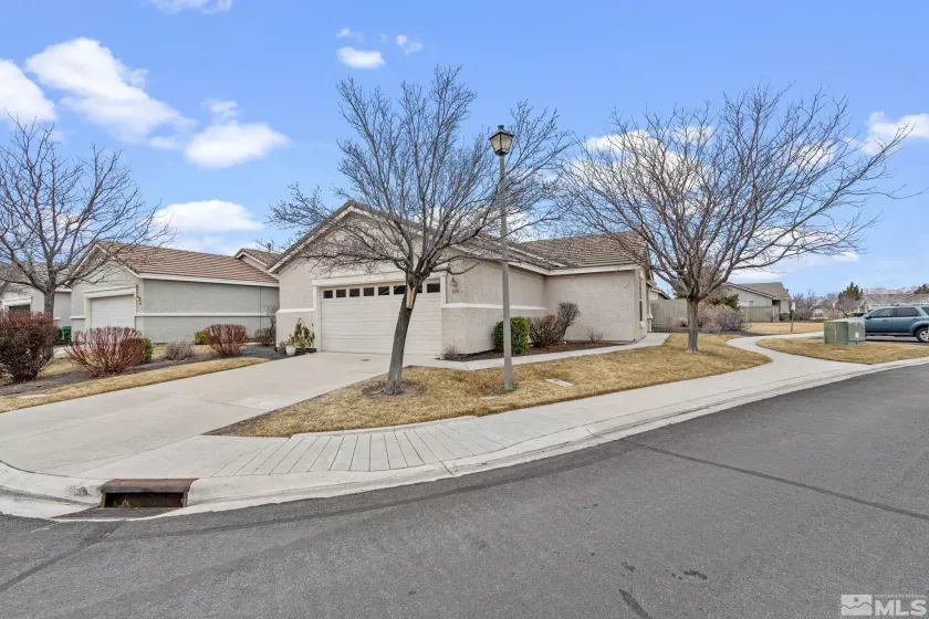 1676 Iron Mountain, Reno, Nevada 89521, 2 Bedrooms Bedrooms, ,2 BathroomsBathrooms,Residential,Residential,Iron Mountain,240010878