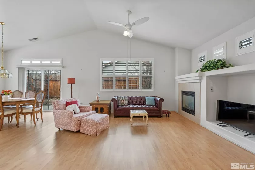 1676 Iron Mountain, Reno, Nevada 89521, 2 Bedrooms Bedrooms, ,2 BathroomsBathrooms,Residential,Residential,Iron Mountain,240010878