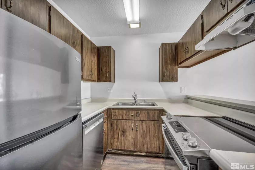 2555 Clear Acre, Reno, Nevada 89512, 2 Bedrooms Bedrooms, ,2 BathroomsBathrooms,Residential,Residential,Clear Acre,240003600