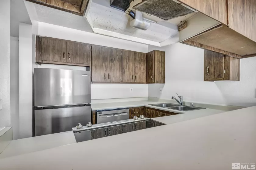 2555 Clear Acre, Reno, Nevada 89512, 2 Bedrooms Bedrooms, ,2 BathroomsBathrooms,Residential,Residential,Clear Acre,240003600