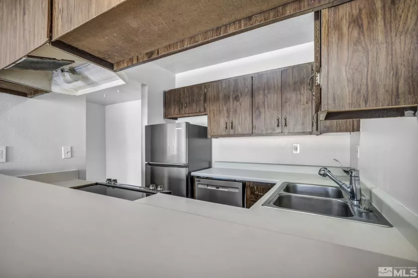 2555 Clear Acre, Reno, Nevada 89512, 2 Bedrooms Bedrooms, ,2 BathroomsBathrooms,Residential,Residential,Clear Acre,240003600