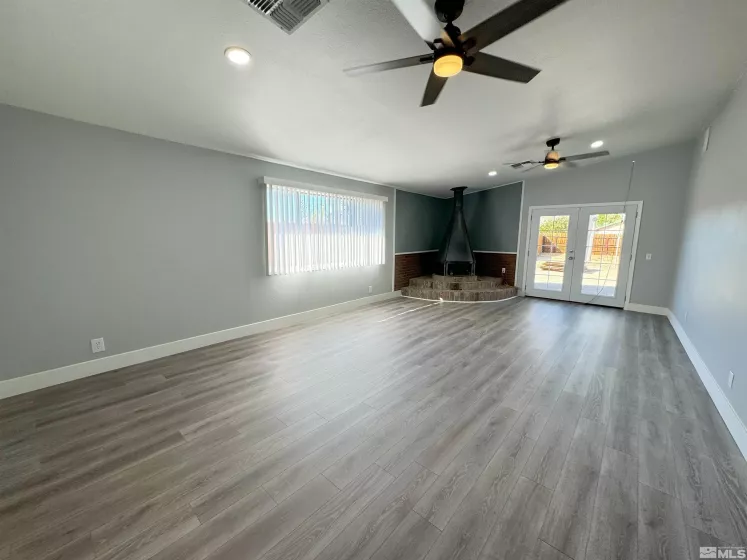 905 Mauldin, Reno, Nevada 89502, ,Residential Income,Residential,Mauldin,250003901