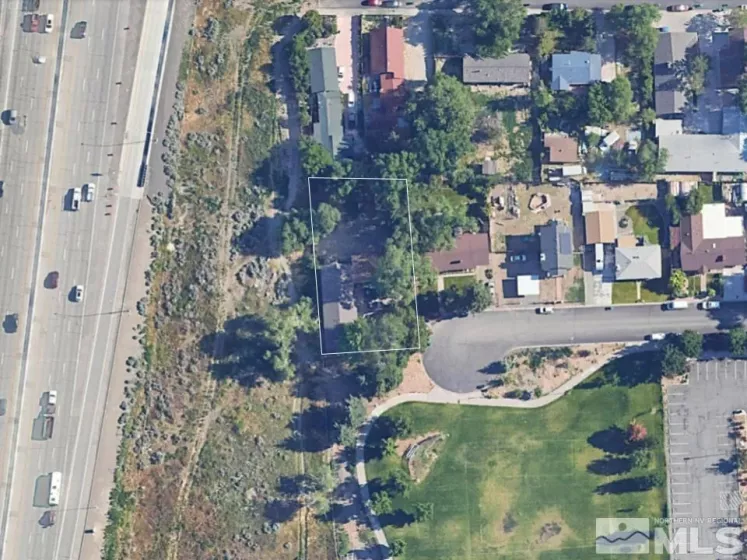 905 Mauldin, Reno, Nevada 89502, ,Residential Income,Residential,Mauldin,250003901
