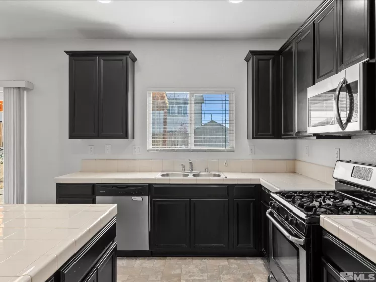 14350 Loyola, Reno, Nevada 89506, 4 Bedrooms Bedrooms, ,3 BathroomsBathrooms,Residential,Residential,Loyola,250004967