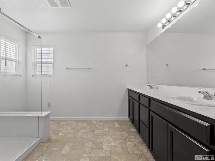 14350 Loyola, Reno, Nevada 89506, 4 Bedrooms Bedrooms, ,3 BathroomsBathrooms,Residential,Residential,Loyola,250004967