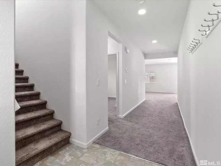 14350 Loyola, Reno, Nevada 89506, 4 Bedrooms Bedrooms, ,3 BathroomsBathrooms,Residential,Residential,Loyola,250004967
