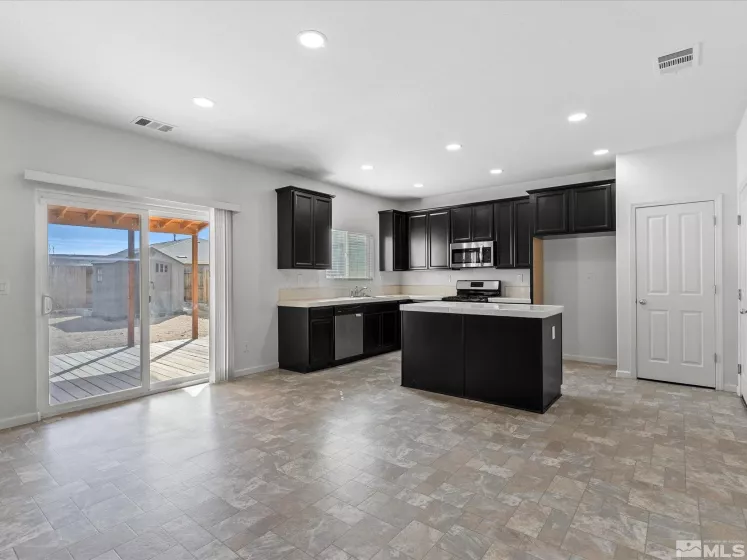 14350 Loyola, Reno, Nevada 89506, 4 Bedrooms Bedrooms, ,3 BathroomsBathrooms,Residential,Residential,Loyola,250004967