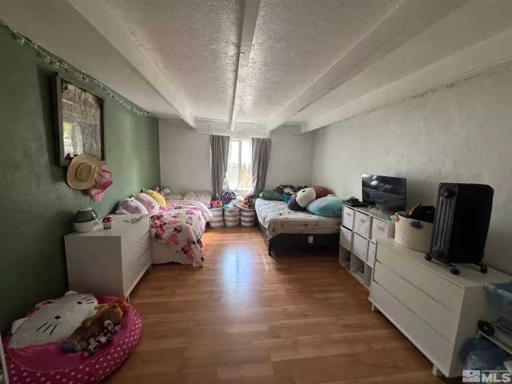 215 Roop, Carson City, Nevada 89701, 2 Bedrooms Bedrooms, ,1 BathroomBathrooms,Residential,Residential,Roop,250005395