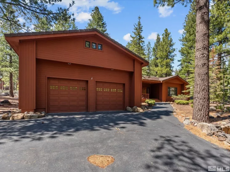 805 Yellow Pine, Reno, Nevada 89511, 3 Bedrooms Bedrooms, ,3 BathroomsBathrooms,Residential,Residential,Yellow Pine,250005528