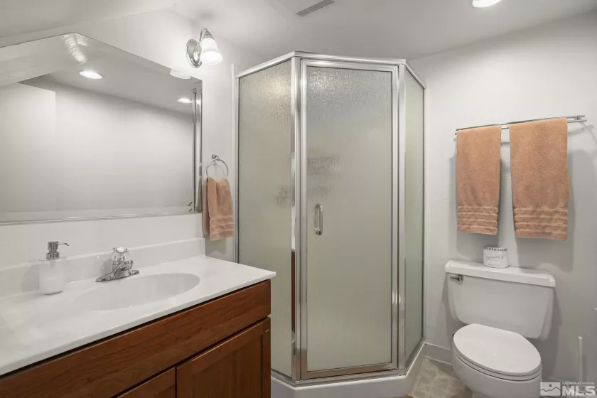 123 Juanita, Incline Village, Nevada 89451, 4 Bedrooms Bedrooms, ,2 BathroomsBathrooms,Residential,Residential,Juanita,250005290