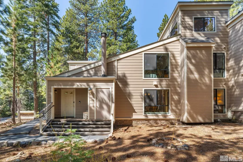 123 Juanita, Incline Village, Nevada 89451, 4 Bedrooms Bedrooms, ,2 BathroomsBathrooms,Residential,Residential,Juanita,250005290