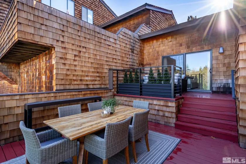 2375 Harbor, Reno, Nevada 89519, 3 Bedrooms Bedrooms, ,4 BathroomsBathrooms,Residential,Residential,Harbor,250001520