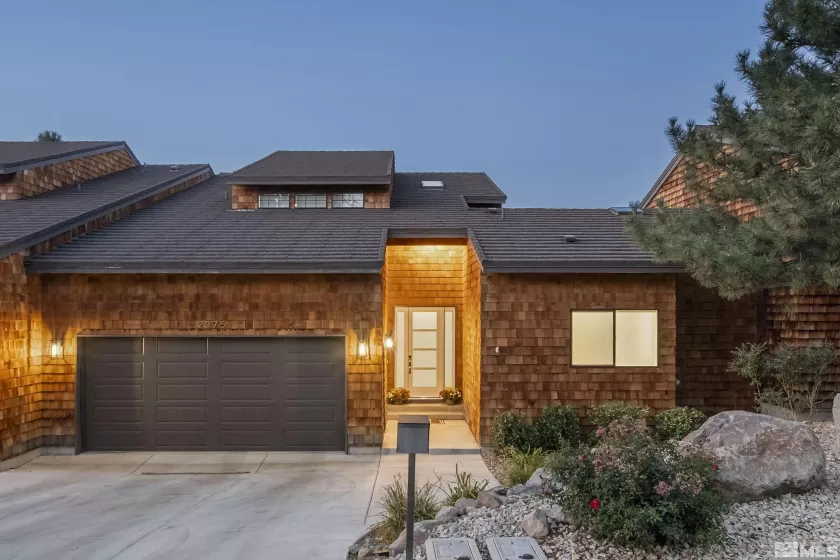 2375 Harbor, Reno, Nevada 89519, 3 Bedrooms Bedrooms, ,4 BathroomsBathrooms,Residential,Residential,Harbor,250001520