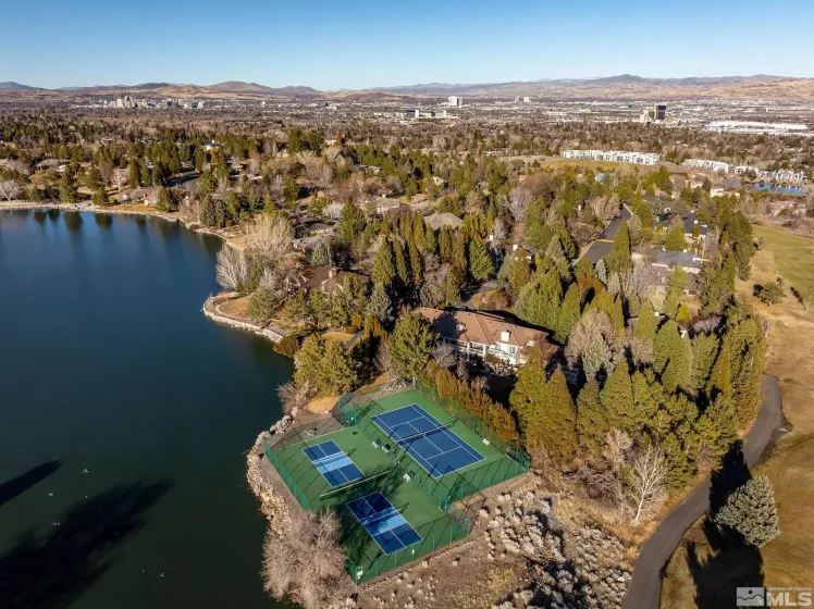 2375 Harbor, Reno, Nevada 89519, 3 Bedrooms Bedrooms, ,4 BathroomsBathrooms,Residential,Residential,Harbor,250001520