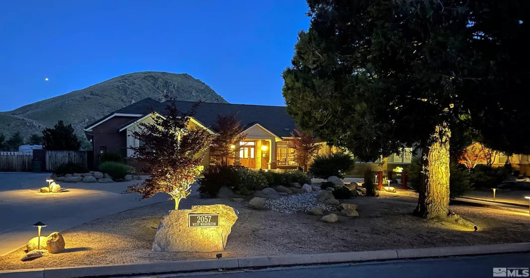 2057 Washington, Carson City, Nevada 89703, 3 Bedrooms Bedrooms, ,3 BathroomsBathrooms,Residential,Residential,Washington,250005425