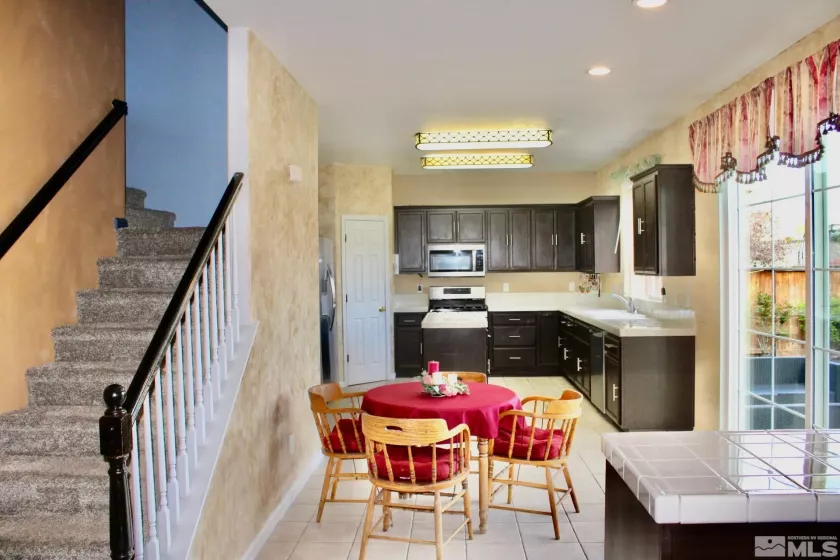 2594 San Remo, Sparks, Nevada 89434, 4 Bedrooms Bedrooms, ,3 BathroomsBathrooms,Residential,Residential,San Remo,250004924