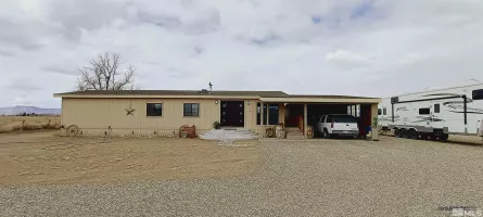 1 Spence, Yerington, Nevada 89447, 2 Bedrooms Bedrooms, ,2 BathroomsBathrooms,Residential,Residential,Spence,250004367