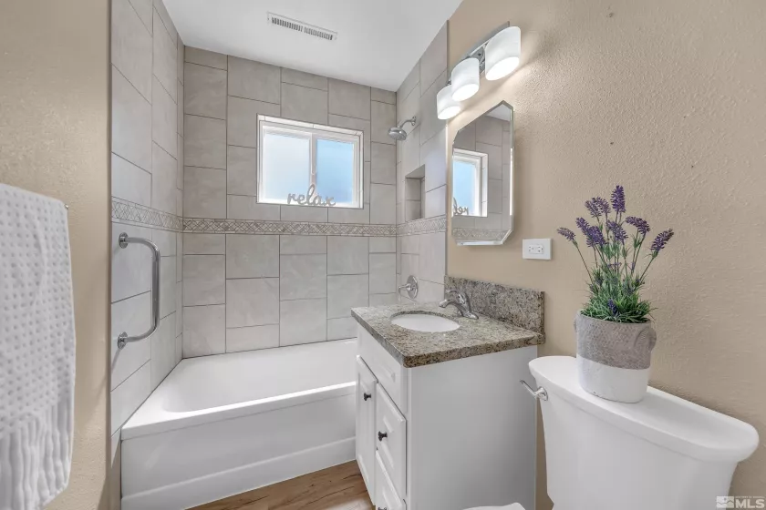 1325 Dodson, Sparks, Nevada 89431, 3 Bedrooms Bedrooms, ,1 BathroomBathrooms,Residential,Residential,Dodson,250004606
