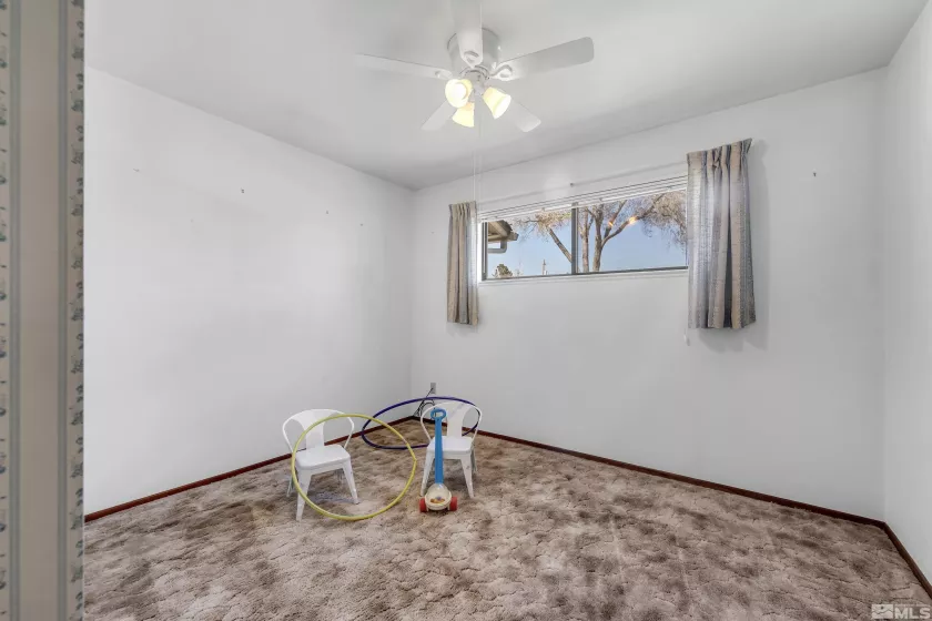 1325 Dodson, Sparks, Nevada 89431, 3 Bedrooms Bedrooms, ,1 BathroomBathrooms,Residential,Residential,Dodson,250004606