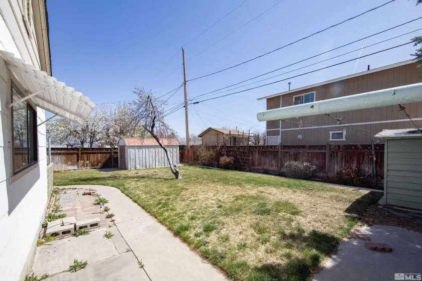 1325 Dodson, Sparks, Nevada 89431, 3 Bedrooms Bedrooms, ,1 BathroomBathrooms,Residential,Residential,Dodson,250004606