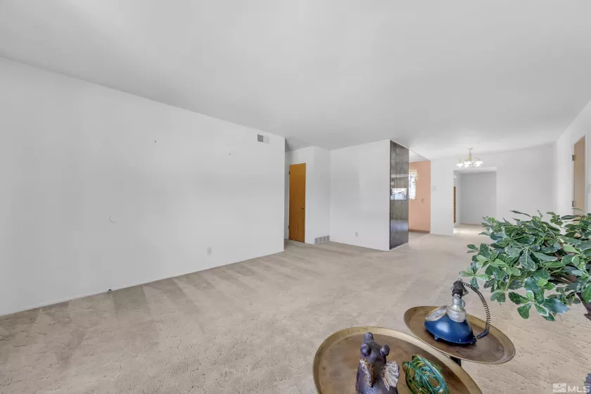 1325 Dodson, Sparks, Nevada 89431, 3 Bedrooms Bedrooms, ,1 BathroomBathrooms,Residential,Residential,Dodson,250004606