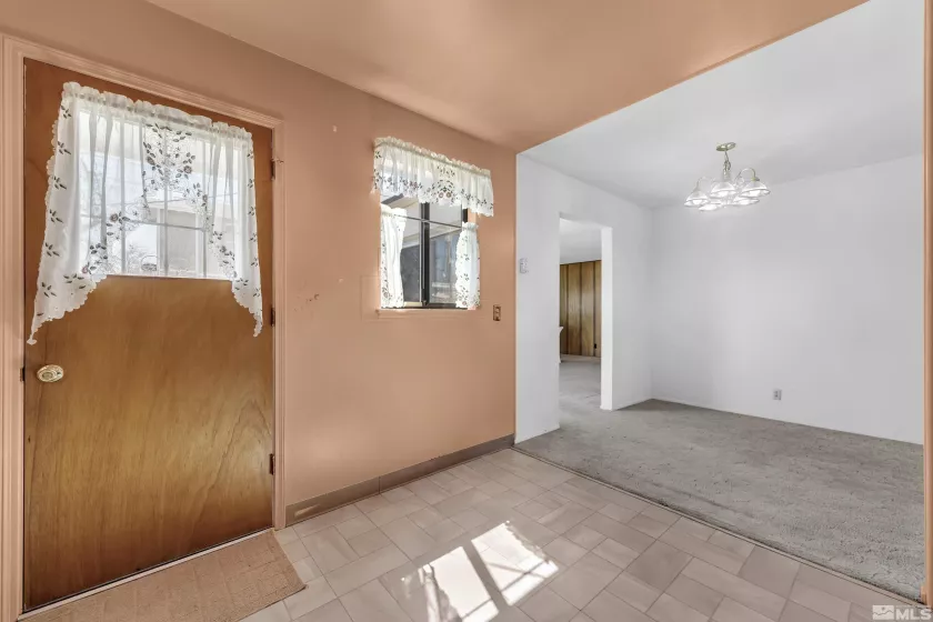 1325 Dodson, Sparks, Nevada 89431, 3 Bedrooms Bedrooms, ,1 BathroomBathrooms,Residential,Residential,Dodson,250004606
