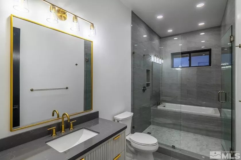 6533 Salt Brush, Reno, Nevada 89511, 4 Bedrooms Bedrooms, ,5 BathroomsBathrooms,Residential,Residential,Salt Brush,240012563