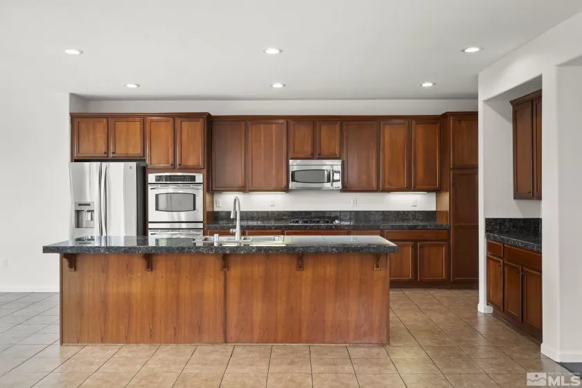 485 Haleb, Reno, Nevada 89521, 3 Bedrooms Bedrooms, ,2 BathroomsBathrooms,Residential,Residential,Haleb,250004757