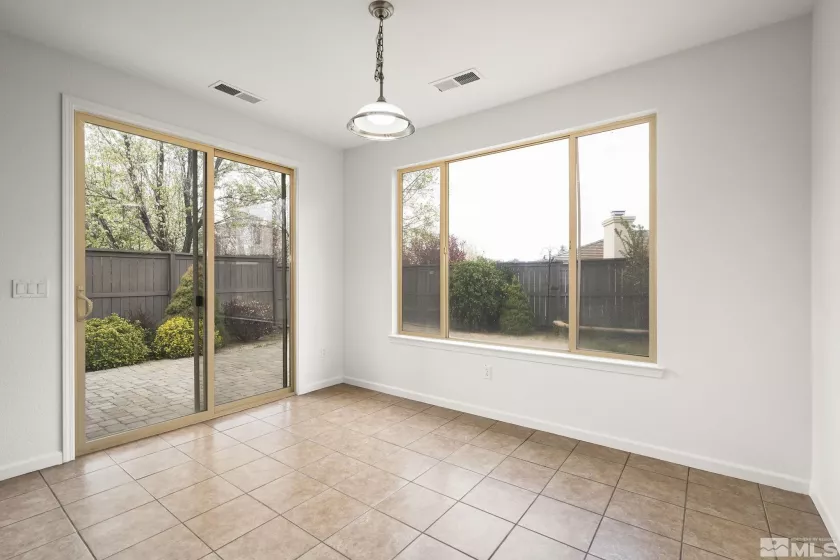 485 Haleb, Reno, Nevada 89521, 3 Bedrooms Bedrooms, ,2 BathroomsBathrooms,Residential,Residential,Haleb,250004757