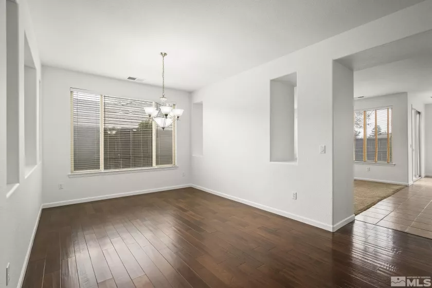 485 Haleb, Reno, Nevada 89521, 3 Bedrooms Bedrooms, ,2 BathroomsBathrooms,Residential,Residential,Haleb,250004757
